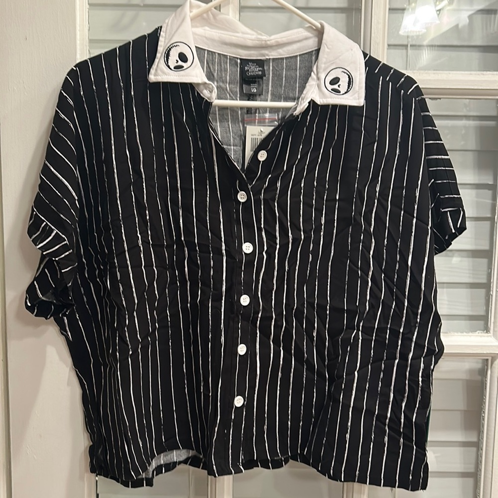 NWT!!! Hot Topic Jack Skellington Button Up Shirt